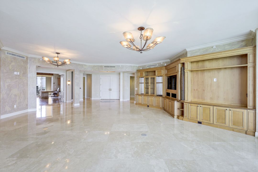 970 Cape Marco Dr #2002, Marco Island, FL 34145