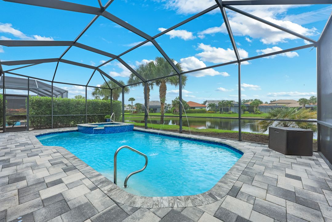 9405 Whooping Crane Wy, Naples, FL 34120