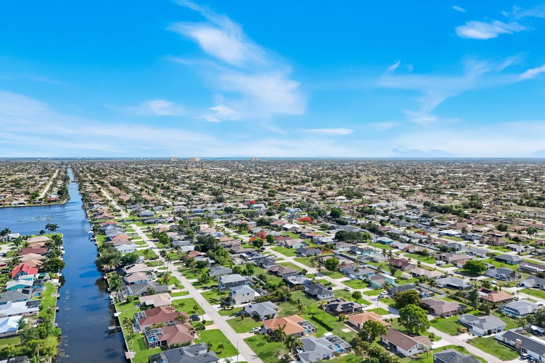 3320 SW 6th Ave, Cape Coral, FL 33914
