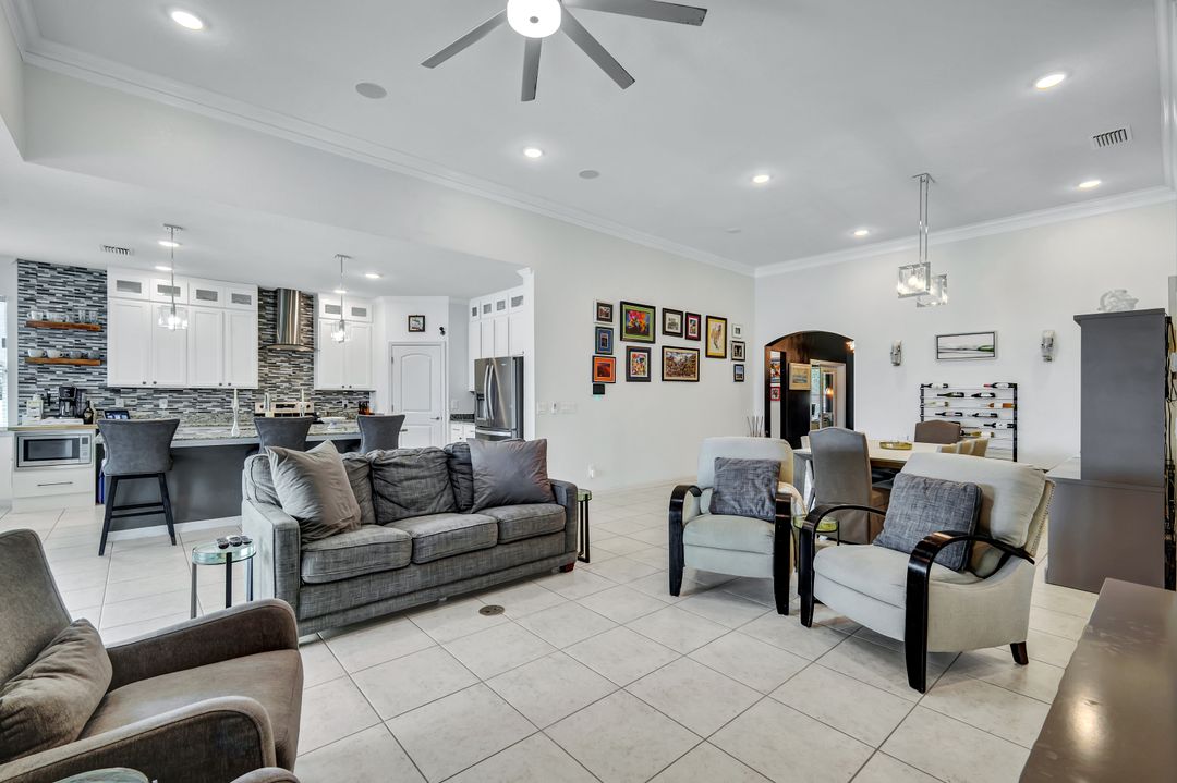 926 SW 29th St, Cape Coral, FL 33914