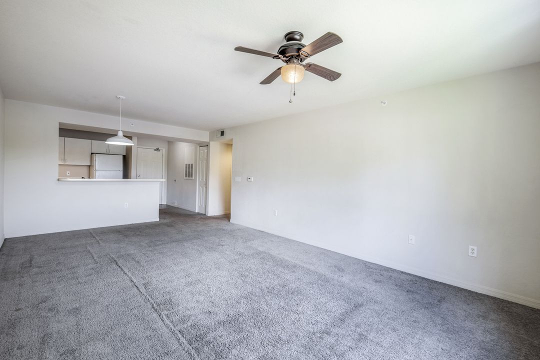 8234 Key Royal Cir #524, Naples, FL 34119