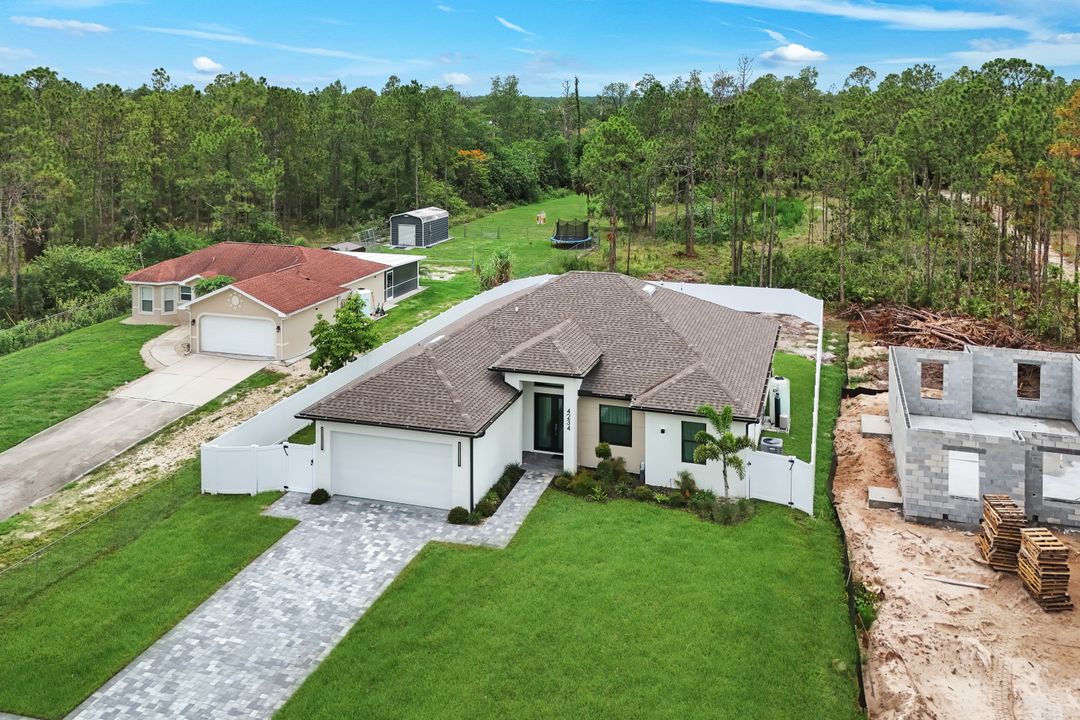 4234 27th Ave NE, Naples, FL 34120