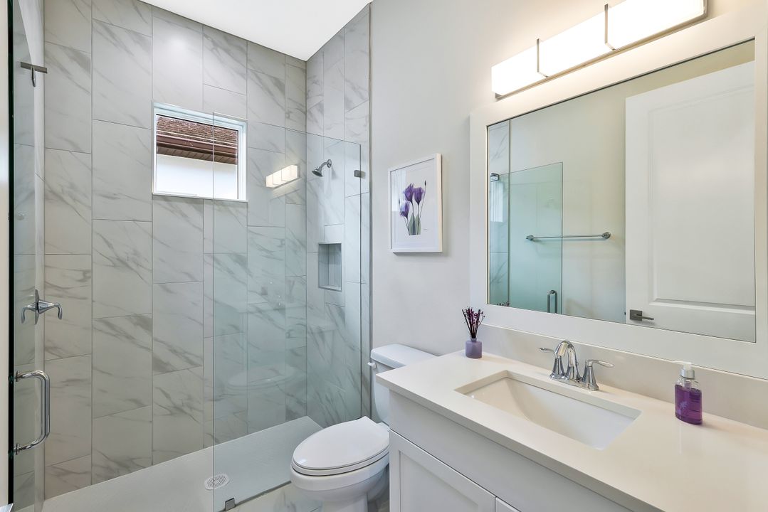 3754 Sapphire Cv Cir, Naples, FL 34114