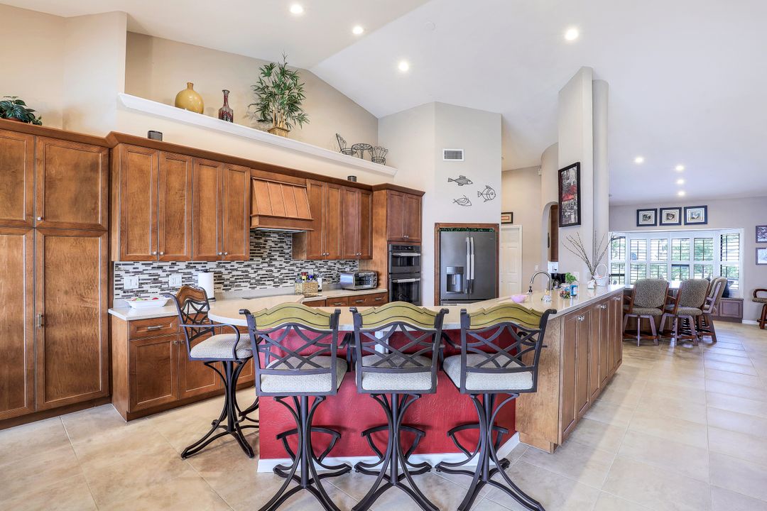 4702 SW 25th Ct, Cape Coral, FL 33914