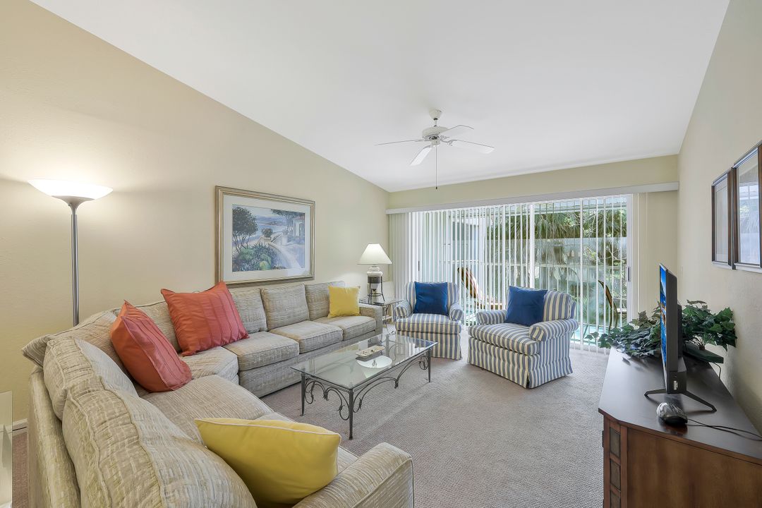 2305 Hidden Lake Dr #3704, Naples, FL 34112