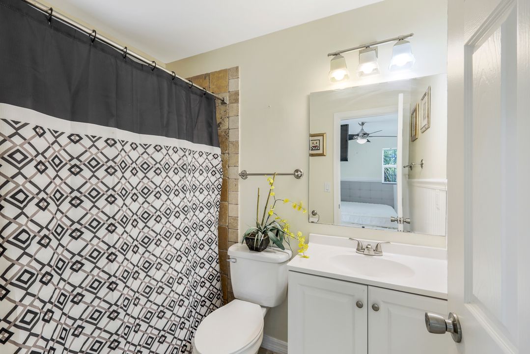 4807 Triton Ct W, Cape Coral, FL 33904