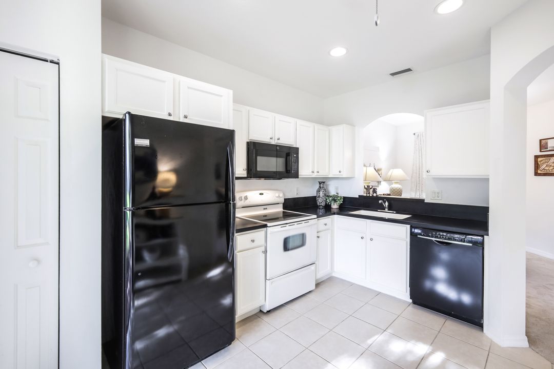10028 Ravello Blvd, Fort Myers, FL 33905
