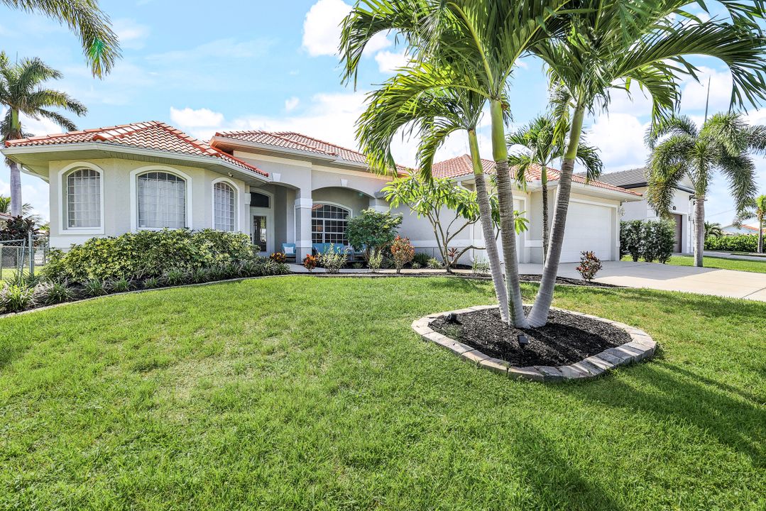 5336 Malibu Ct, Cape Coral, FL 33904