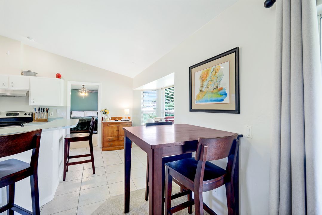 2127 SE 5th Pl, Cape Coral, FL 33990