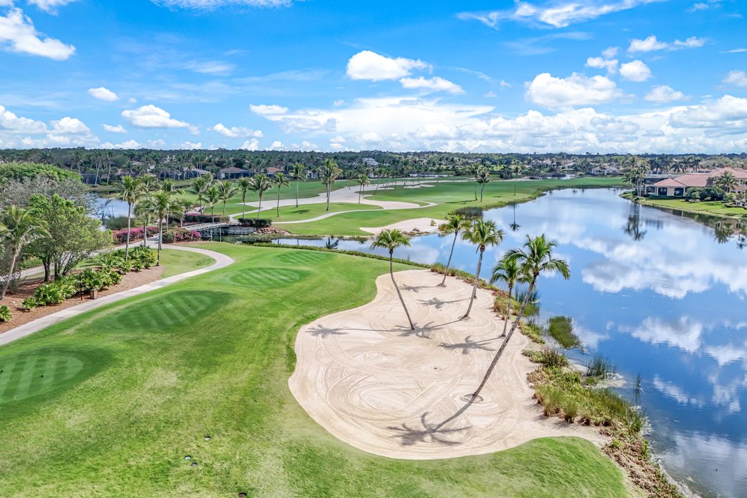 2390 King Palm Way, Naples, FL 34105