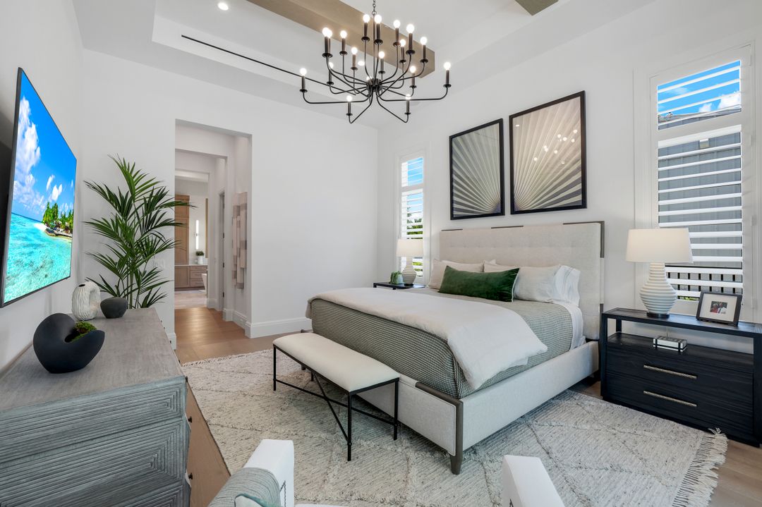 6630 Palisades Ave, Naples, FL 34109
