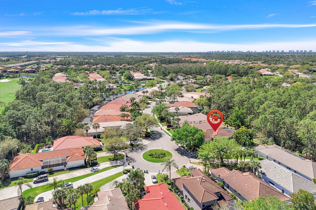 6119 Manchester Pl, Naples, FL 34110