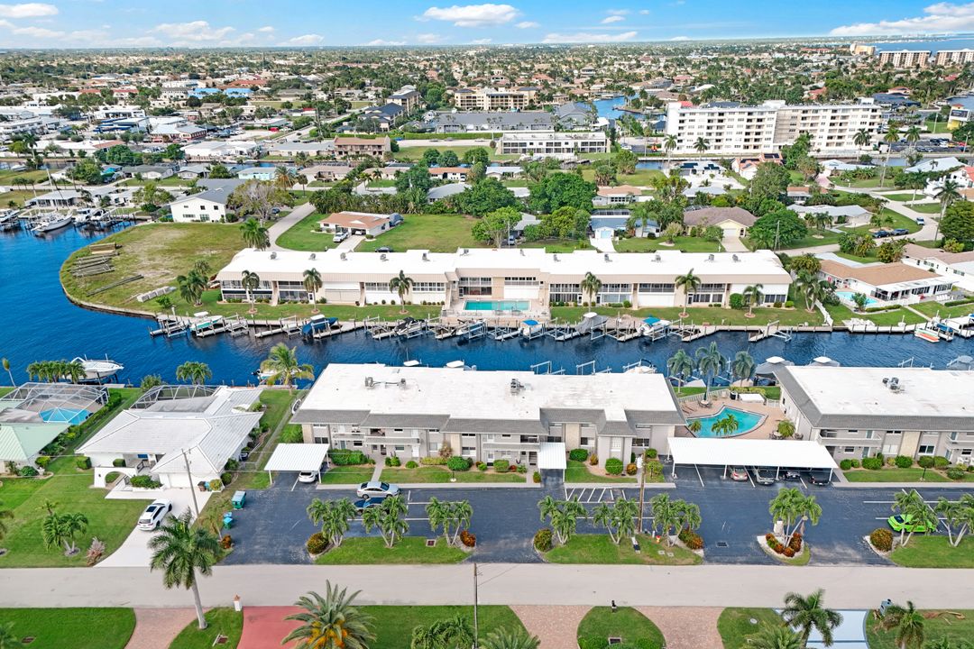1665 Edith Esplanade #104, Cape Coral, FL 33904