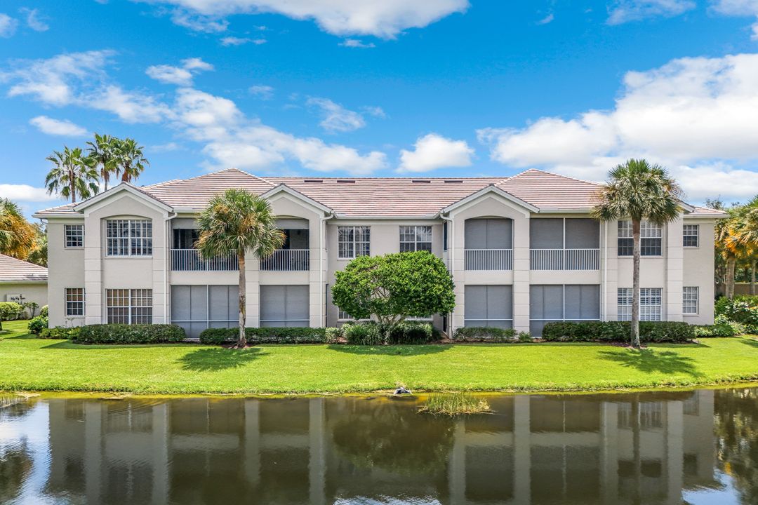 9687 Cypress Hammock Cir #202, Bonita Springs, FL 34135