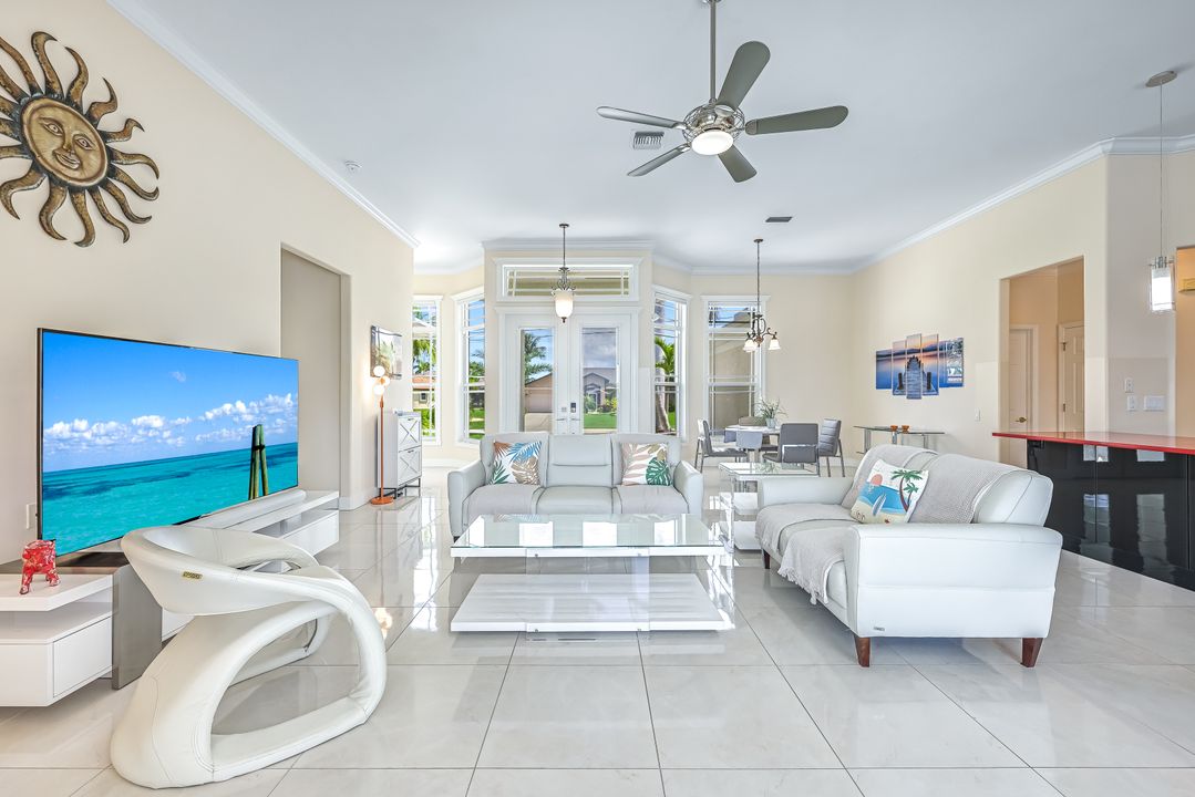2714 SW 39th Terrace, Cape Coral, FL 33914