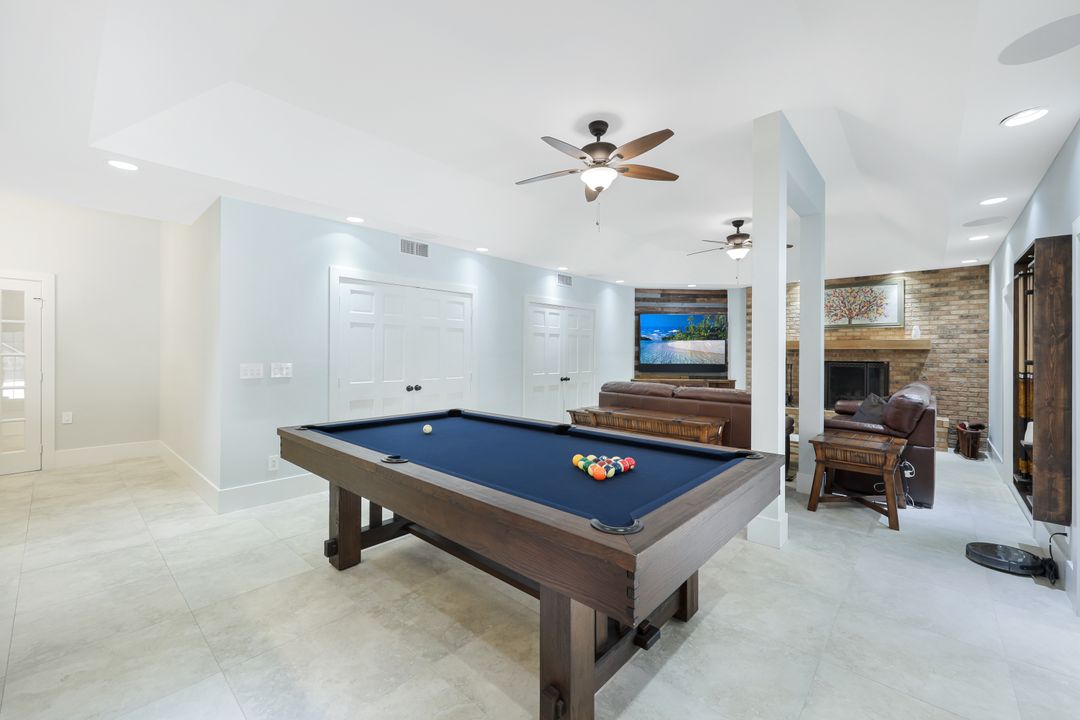 6036 Cedar Tree Ln, Naples, FL 34116