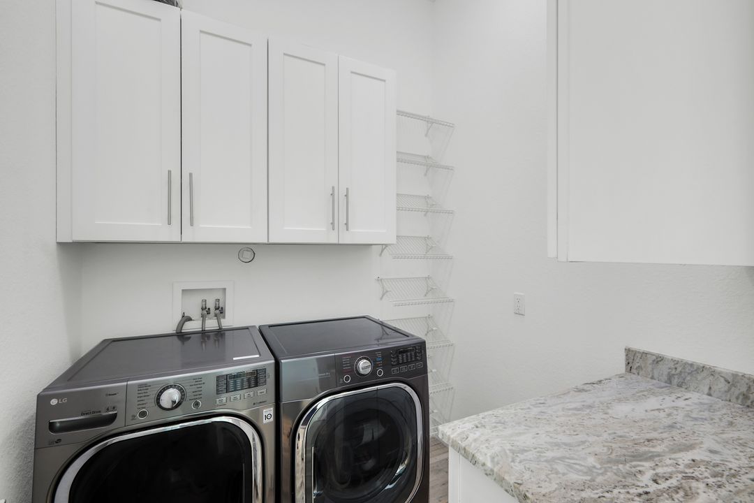 1000 NW 37th Pl, Cape Coral, FL 33993