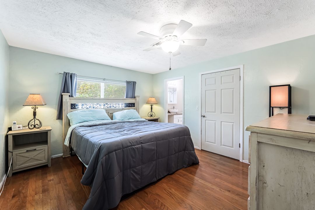 764 104th Ave N, Naples, FL 34108