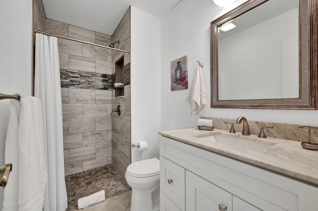 534 97th Ave N, Naples, FL 34108