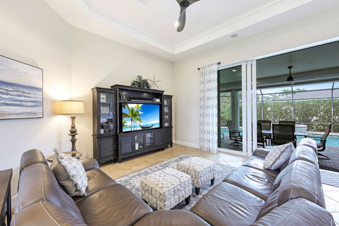 650 Amber Dr, Marco Island, FL 34145