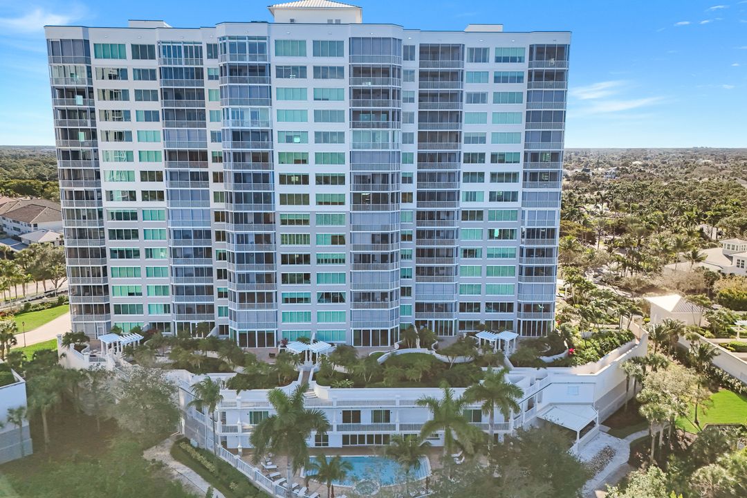 275 Indies Way #1606, Naples, FL 34110