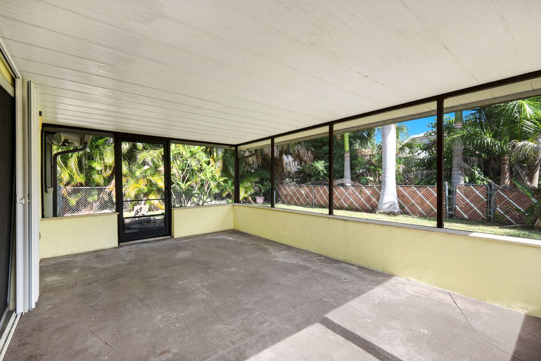 6302 Hofstra Ct W, Fort Myers, FL 33919