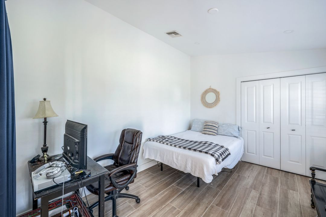 3512 SE 3rd Pl, Cape Coral, FL 33904