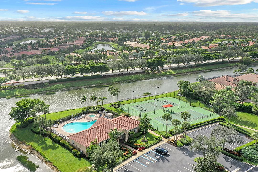 26467 Lucky Stone Rd  #201, Bonita Springs, FL 34135