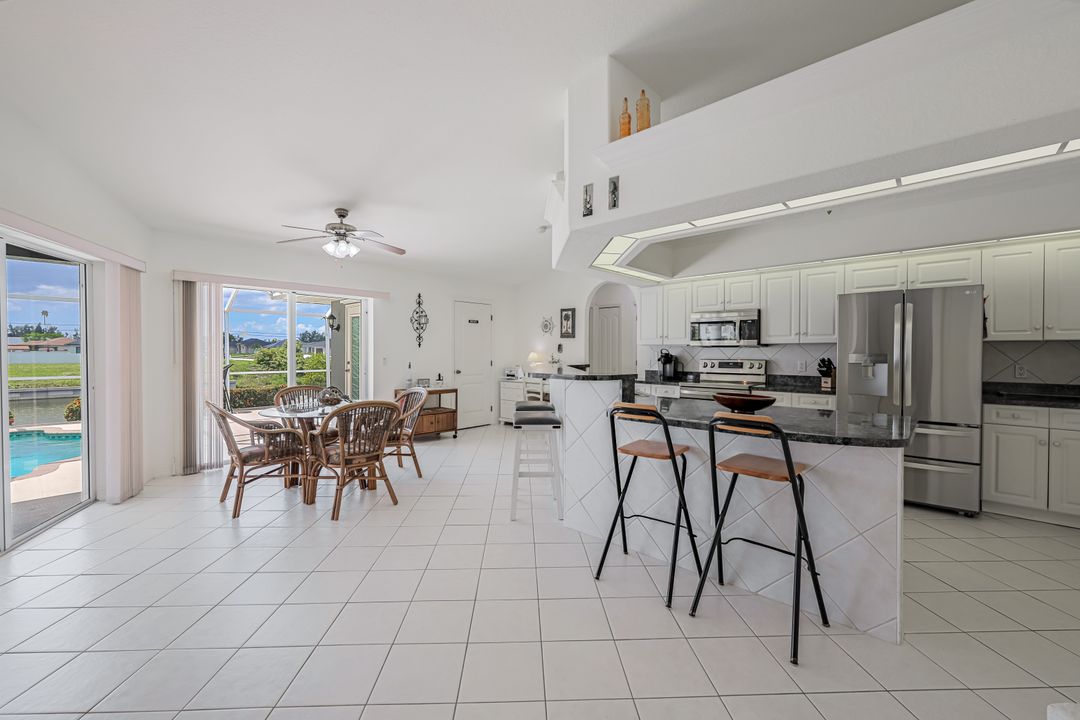 124 NE 6th St, Cape Coral, FL 33909