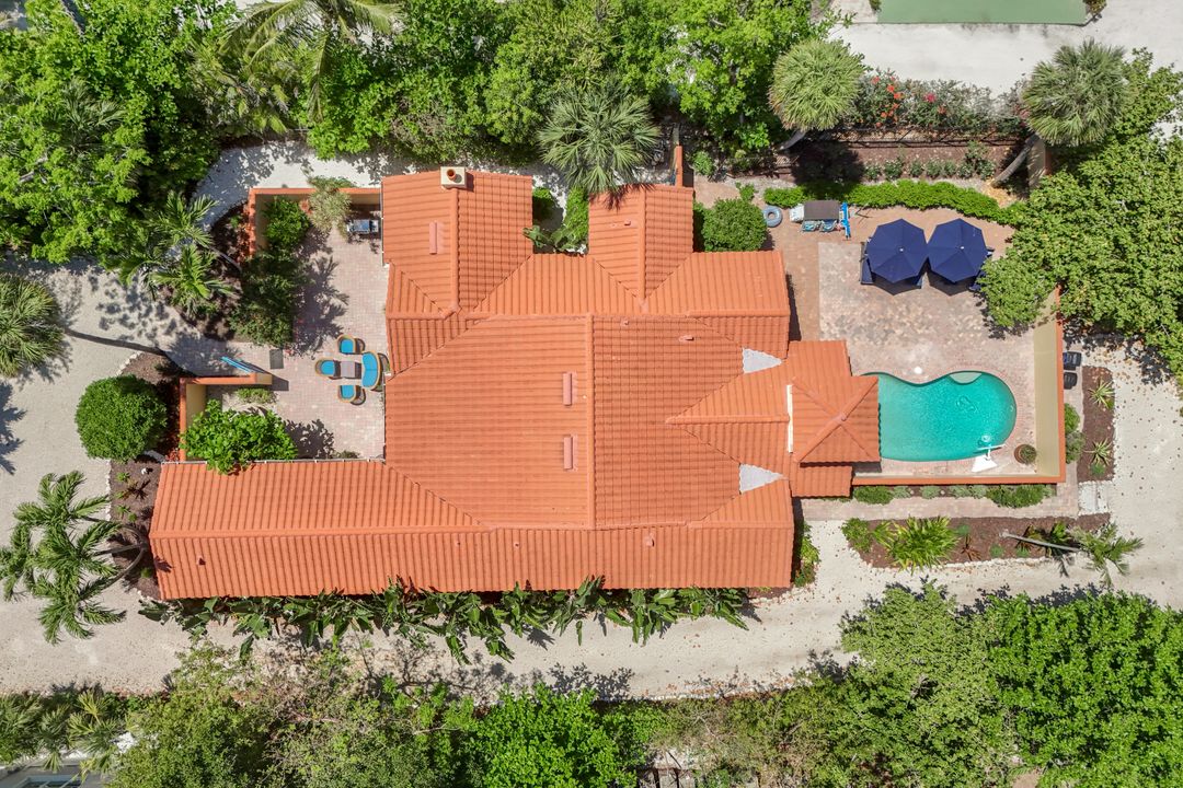16167 Captiva Dr, Captiva, FL 33924