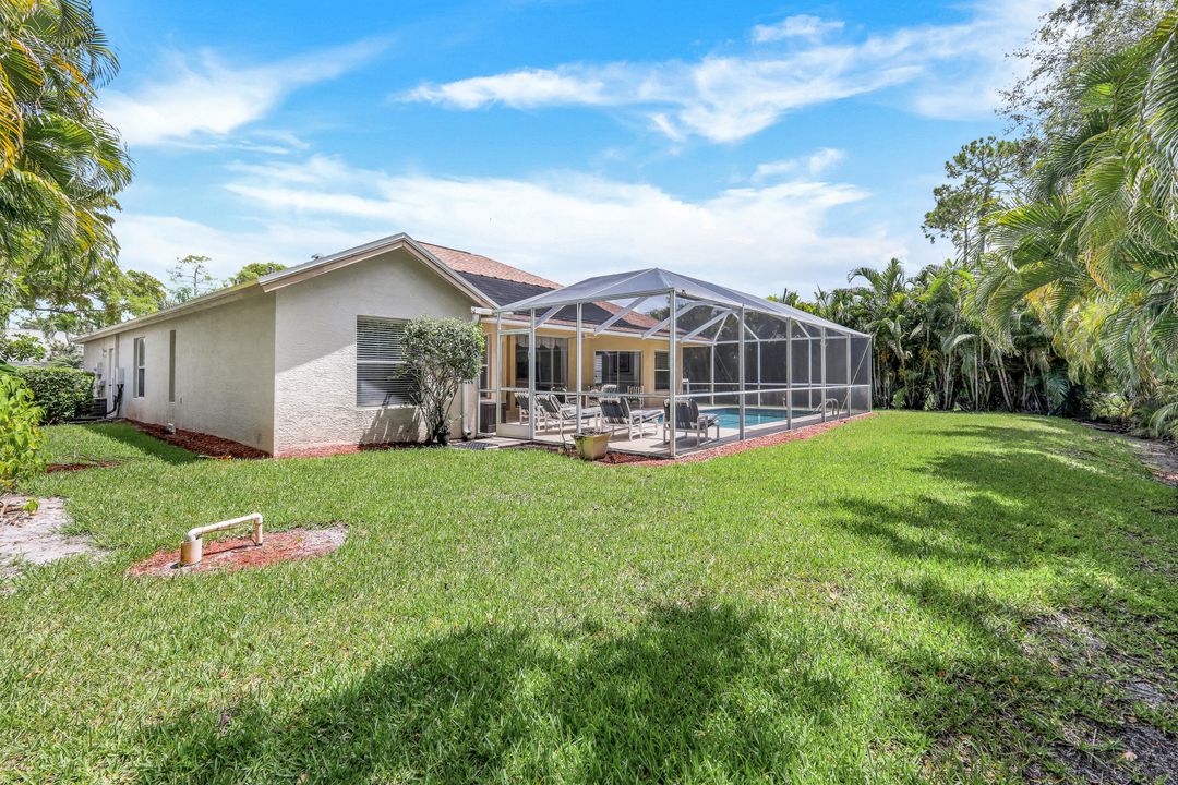 5110 Brixton Ct, Naples, FL 34104