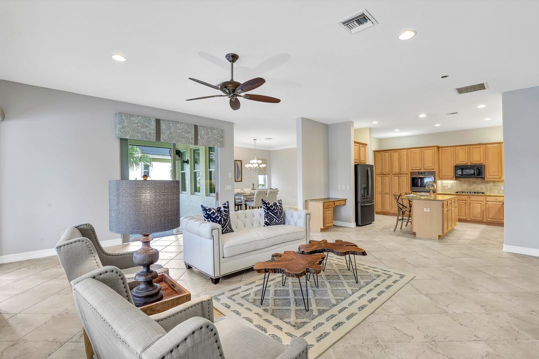 10513 Bellagio Dr, Fort Myers, FL 33913