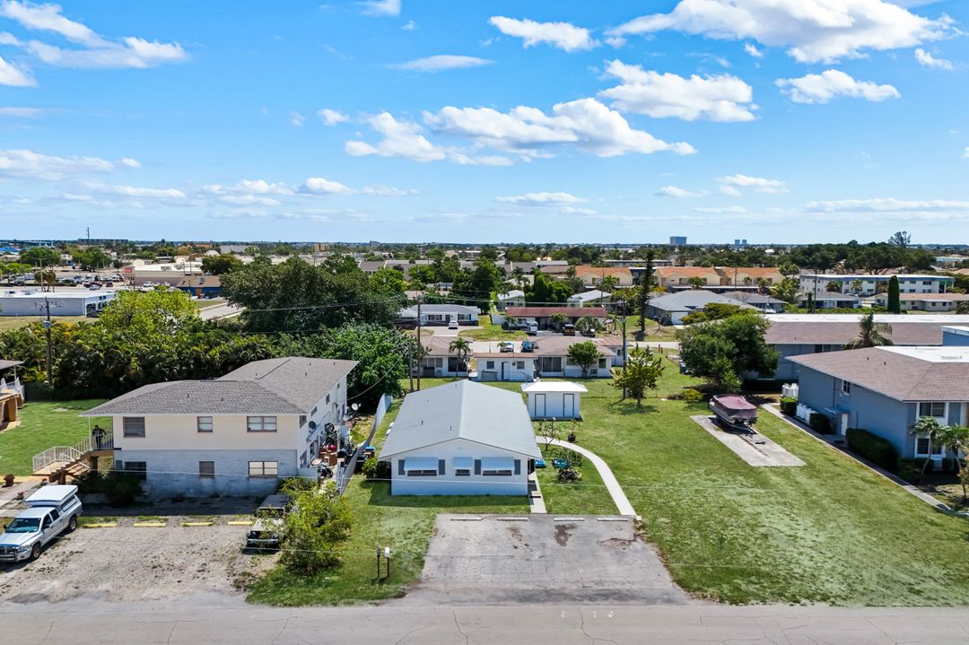 4905 Viceroy St #B, Cape Coral, FL 33904