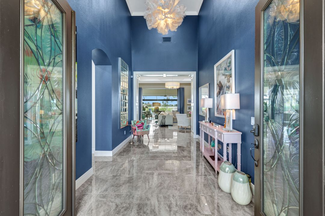 12646 Dundee Ln, Naples, FL 34120