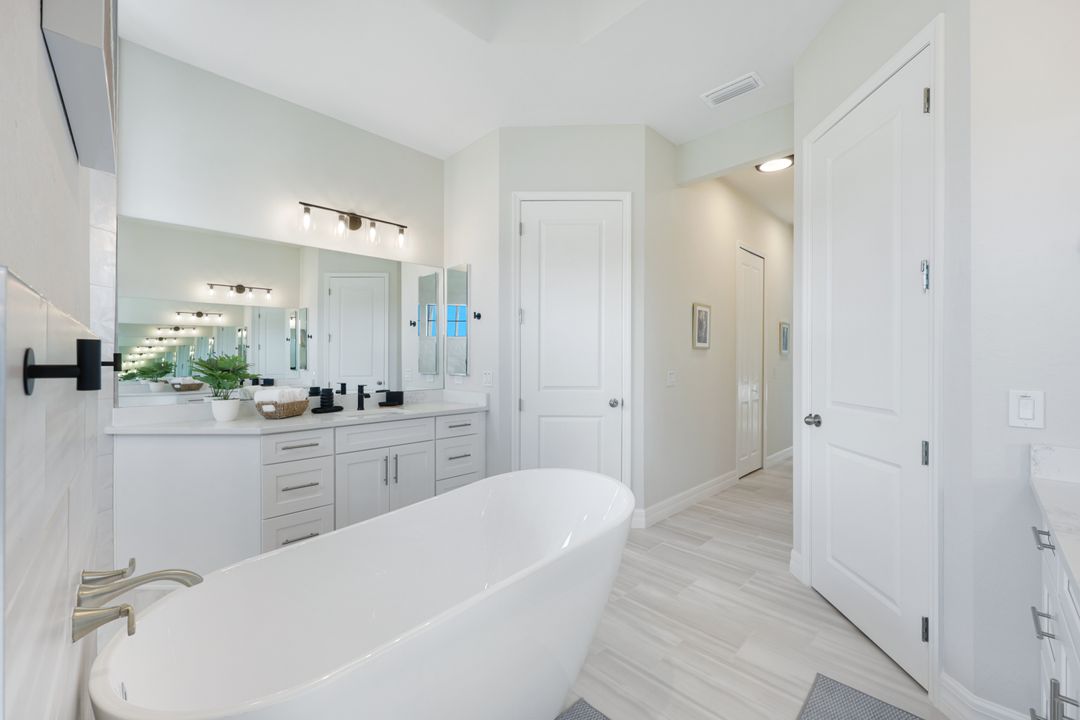 1732 SW 28th Ln, Cape Coral, FL 33914