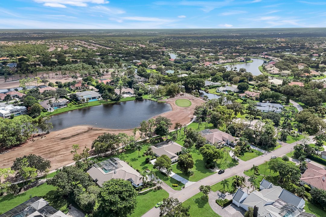 12888 Valewood Dr, Naples, FL 34119