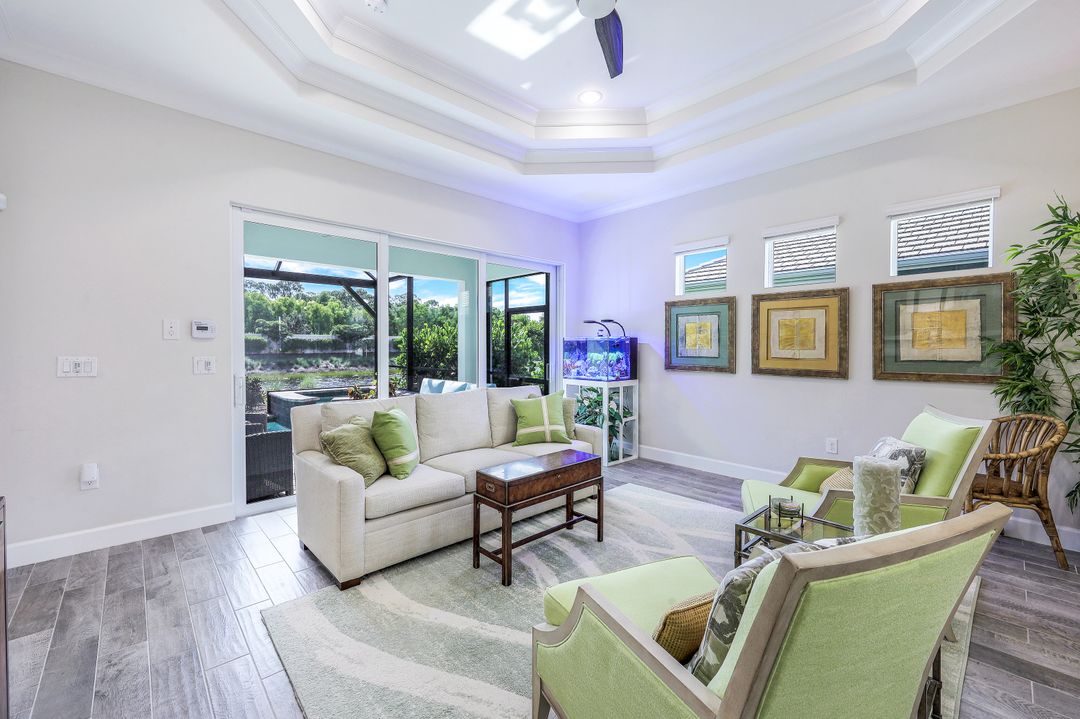 5879 Haiti Dr, Naples, FL 34112