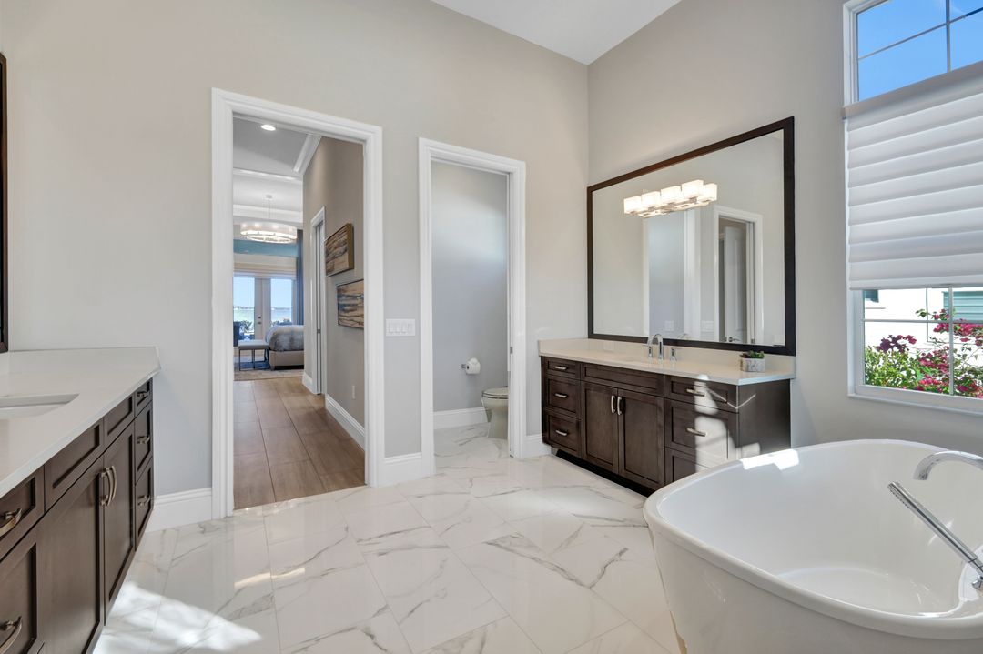 17500 Blue Sapphire Dr, Fort Myers, FL 33913