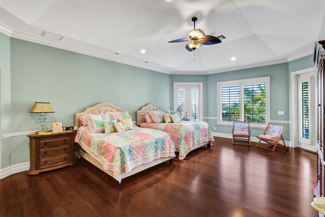 4806 Regal Dr, Bonita Springs, FL 34134