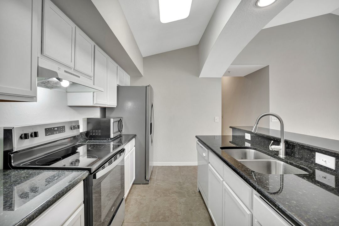 7965 Preserve Cir #732, Naples, FL 34119