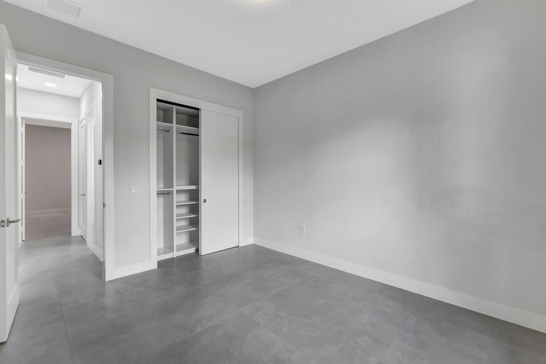 3366 72nd Ave NE, Naples, FL 34120