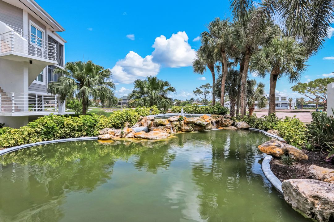 828 Hideaway Cir E #423, Marco Island, FL 34145