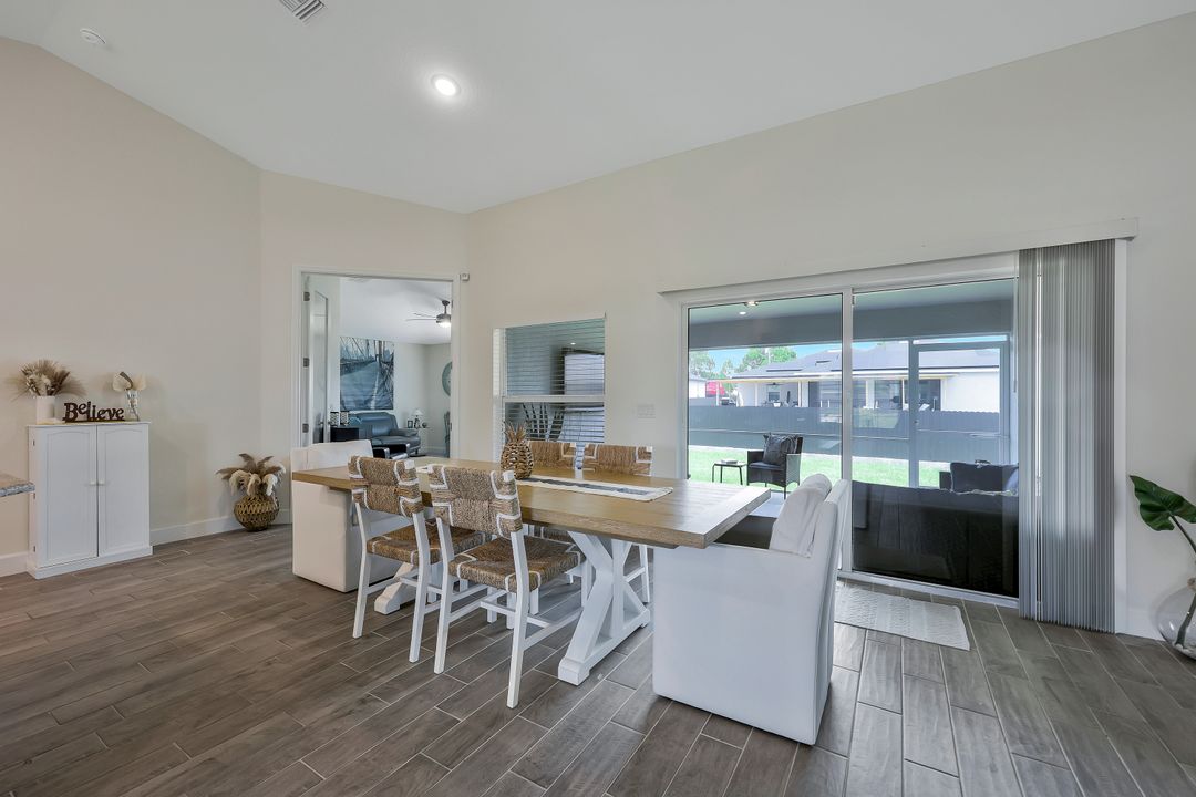 2922 20th St SW, Lehigh Acres, FL 33976