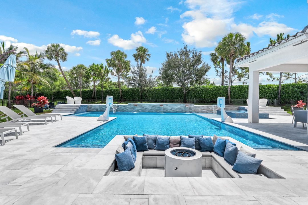 4138 Aspen Chase Dr, Naples, FL 34119