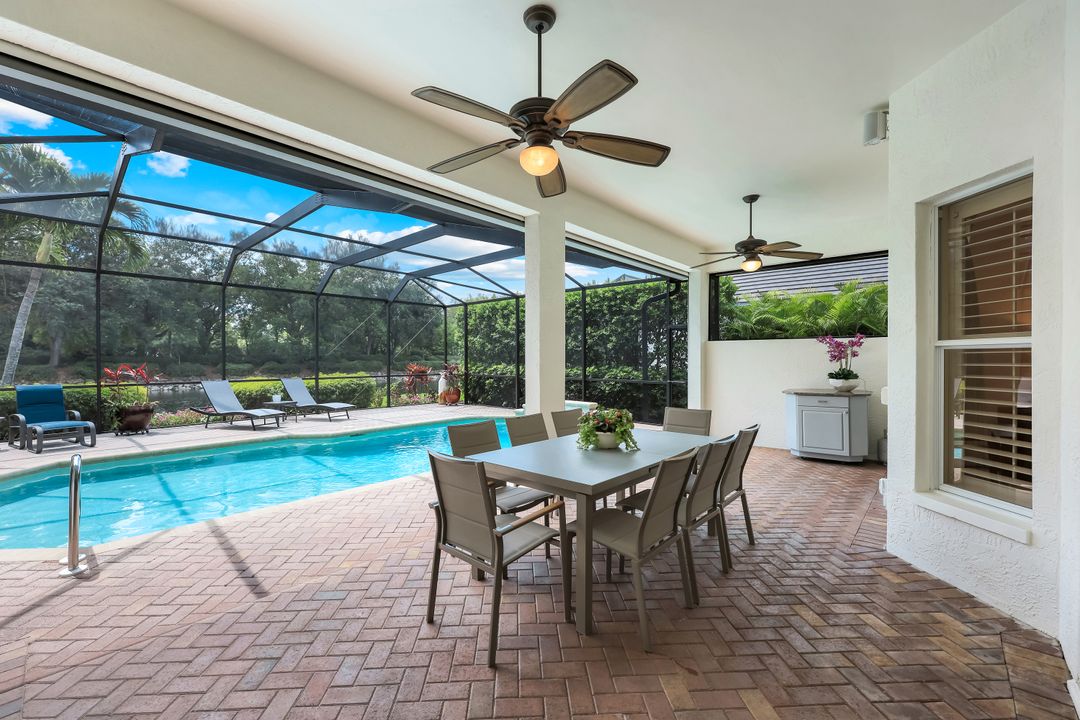 6632 Glen Arbor Way, Naples, FL 34119