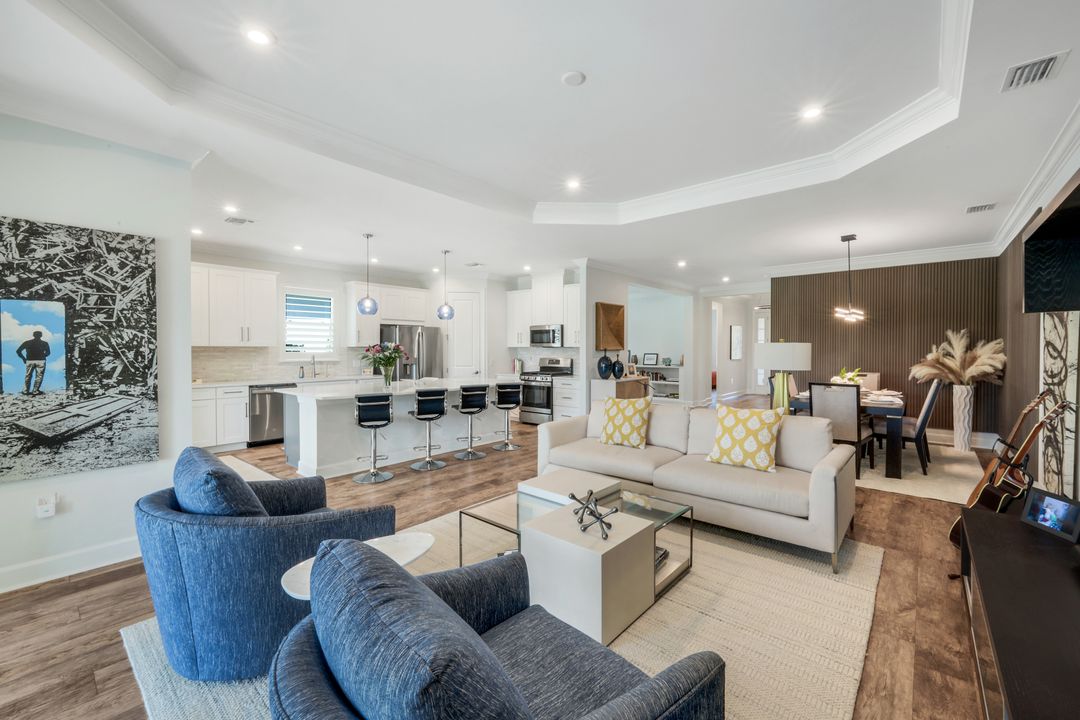 15236 Turin Dr, Naples, FL 34114