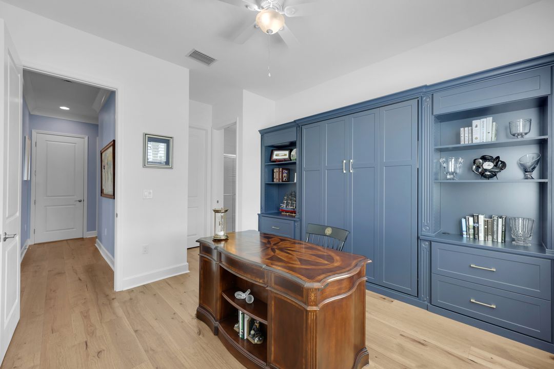 12338 Lavender Ave, Naples, FL 34120