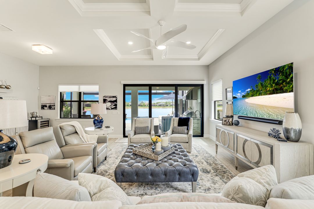 7631 Winding Cypress Dr, Naples, FL 34114