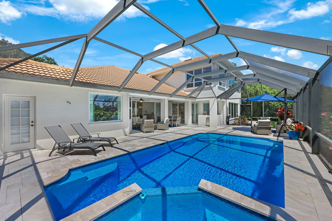 25011 Goldcrest Dr, Bonita Springs, FL 34134