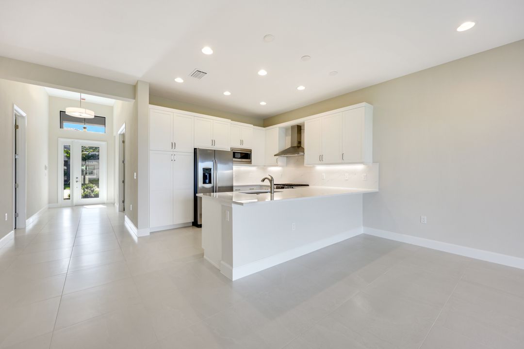 12650 Alderson Ave, Estero, FL 33928